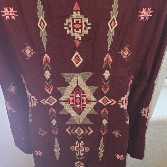 Stetson Burgundy Long Sleeve Dress with Geometric Patterns - Picture 4 of 6